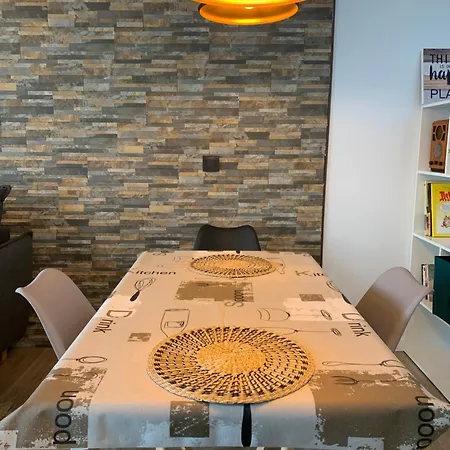 Luna Y Sol فالنسيا