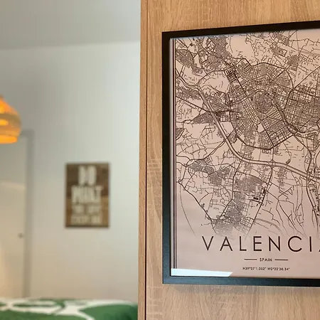 Luna Y Sol فالنسيا